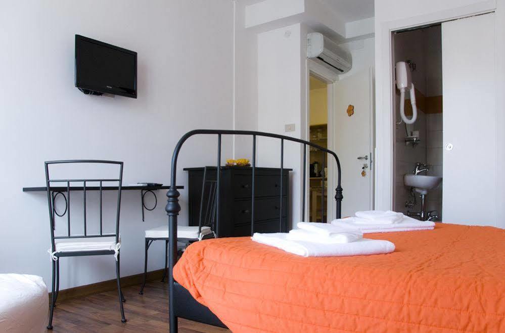 Zenzero & Cannella Boutique Rooms Triëst Buitenkant foto